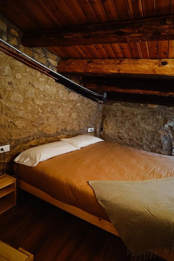 Cases Altes De Posada Navés Dış mekan fotoğraf